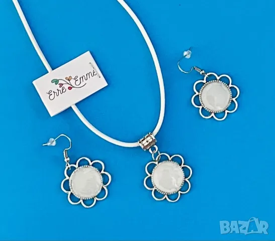 Ръчно изработени комплекти от бижутерийна смола, метали и бои., снимка 10 - Бижутерийни комплекти - 46690971