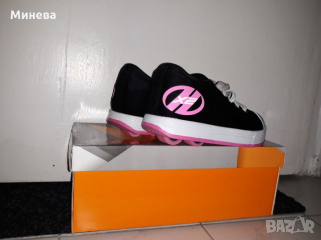 Маратонки с колелца HEELYS X2, снимка 2 - Детски маратонки - 32065325