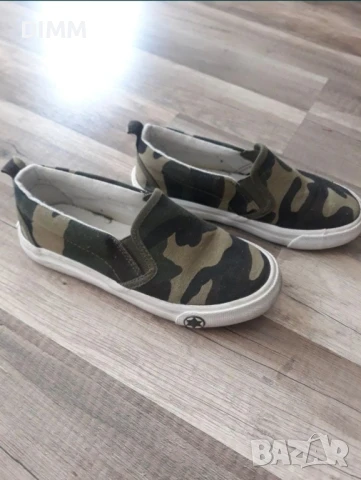 Камуфлажни обувки 32 номер