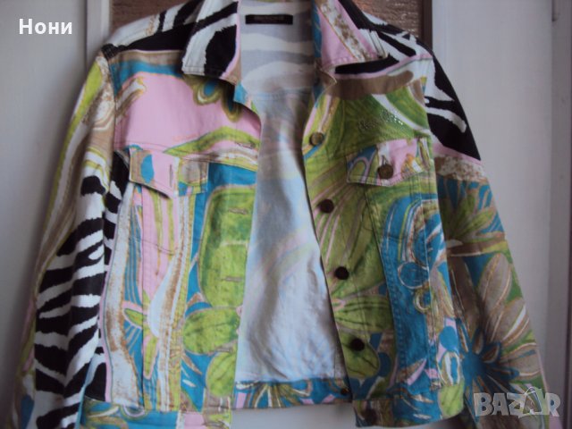 Късо оригинално дънково яке на Роберто Кавали , снимка 4 - Якета - 26847058