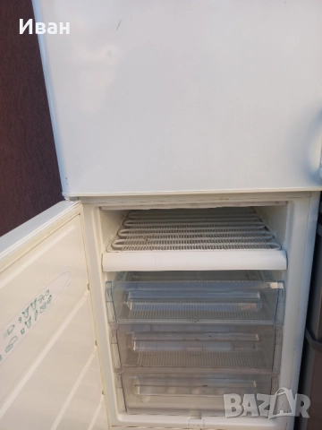 Хладилник с фризер , снимка 5 - Хладилници - 52122927