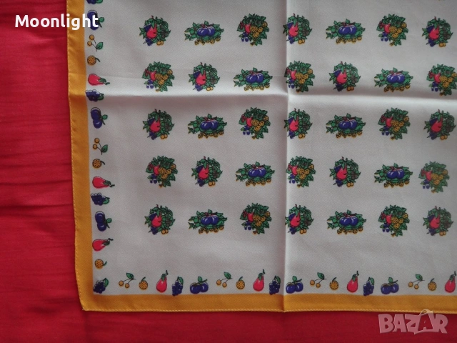 Нови ретро италиански шалове, снимка 10 - Шалове - 53212298