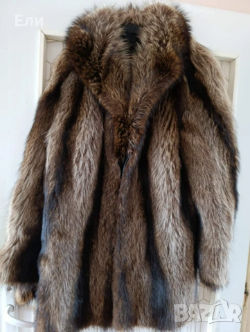 Дамско палто от естествен косъм ( енот) – много топло и елегантно, снимка 7 - Палта, манта - 53518847