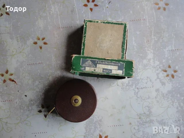 Кожена немска рулетка ролетка в кутия 25 метра , снимка 4 - Антикварни и старинни предмети - 48417689