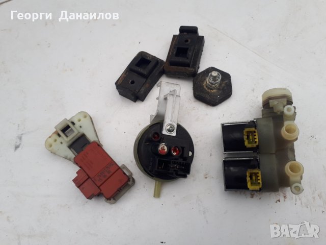 Продавам пералня Indesit WIL 105 на части, снимка 7 - Перални - 28417383