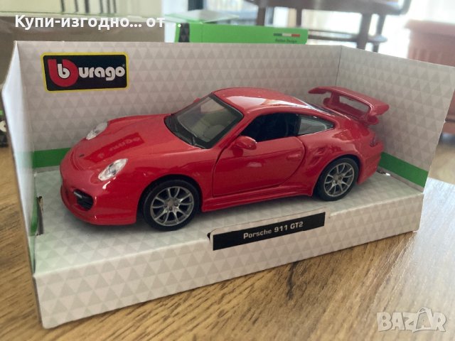 Метален модел Burago 🇮🇹 Porsche 911 GT2 - 1/32 мащаб, снимка 2 - Коли, камиони, мотори, писти - 40433540