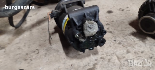 Компресор климатик 8200315164 Renault Scenic II 1.5 DCI - 140лв, снимка 2 - Части - 43515530