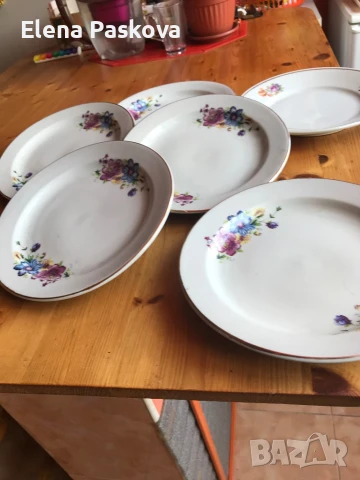 чинии български порцелан 23 см цветен мотив златен кант- 6 броя, снимка 3 - Чинии - 51116294