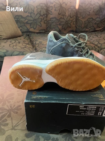 Маратонки Jordan B Fly 42 номер, снимка 7 - Маратонки - 51317153