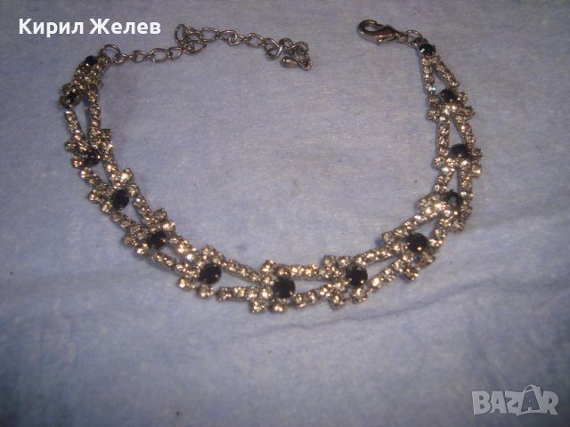 СРЕБРИСТА КРИСТАЛНА ФЕШЪН - АРТ КРАСИВА НЕЖНА ГРИВНА 7236, снимка 4 - Гривни - 37046182