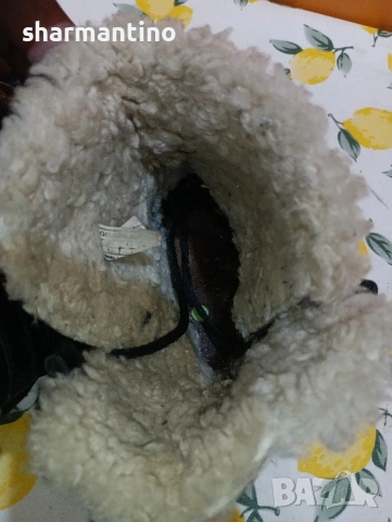 UGG N 38 лимитиран модел, снимка 8 - Дамски боти - 53447621