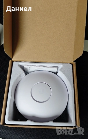 Пълен комплект Ubiquiti UniFi UAP-AC-LR access point, снимка 2 - Мрежови адаптери - 49329257