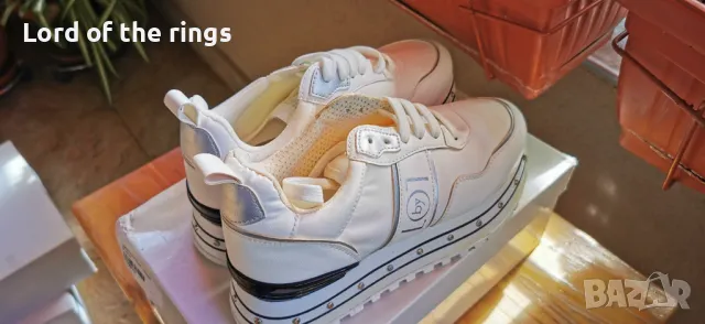 Оригинални маркови дамски маратонки LORETTA PETTINARI - 36 номер, снимка 5 - Маратонки - 49775479