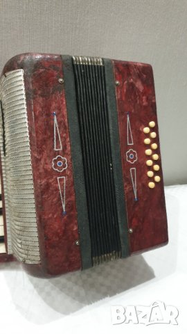 Детски акордеон - Малыш - 12 баса - Made in USSR, снимка 2 - Колекции - 43750619