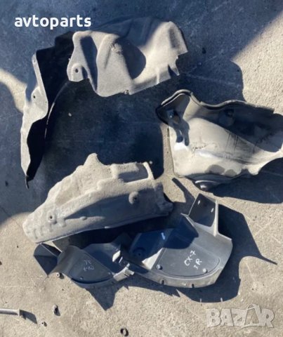 Mazda CX-7 2010година заден десен подкалник