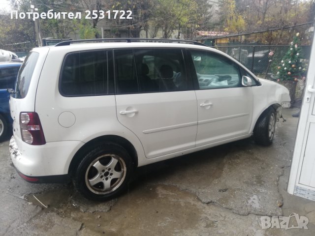 Vw touran 2007g , снимка 5 - Автомобили и джипове - 27517281