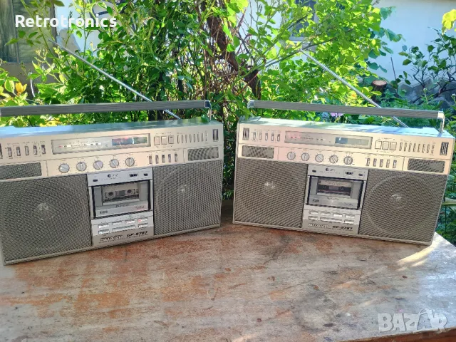 Sharp GF-9797 vintage radio cassette, снимка 4 - Радиокасетофони, транзистори - 50340664