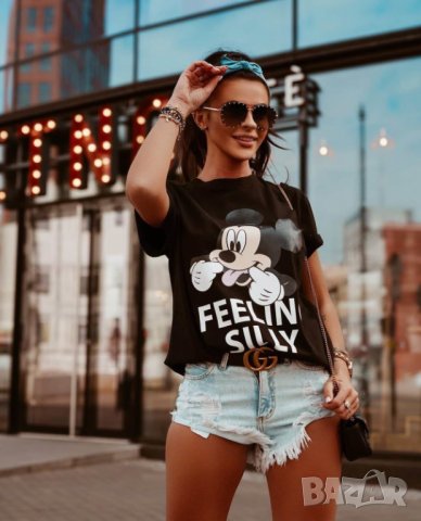 Тениска със Мики Маус във черен и бял цвят