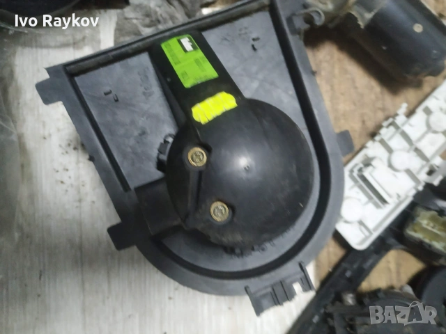 Мотор парно 8D1819021B , H41655597B , Valeo Ауди А4 Пасат 4 Б5 95-01г Audi A4 Passat 4 B5, снимка 2 - Части - 53023302