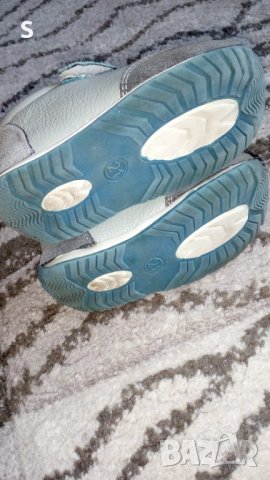 Детски обувки 21 номер, снимка 4 - Детски маратонки - 27856053