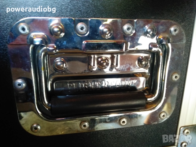 Качествен Италиански Транспортен Кейс Case - 2бр, снимка 12 - Ресийвъри, усилватели, смесителни пултове - 52913605