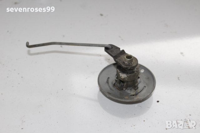 Патрон врата заключване лява Форд КА 1 Ford KA 1, снимка 4 - Части - 39729616