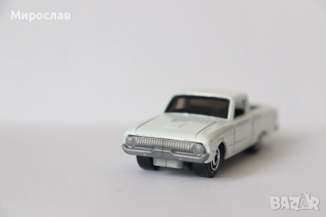 1/64 MATCHBOX FORD FALCON RANCHERO КОЛИЧКА МОДЕЛ, снимка 3 - Колекции - 52919094