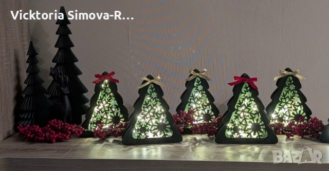 Дървена, коледна кутия “Елха” с персонализиран надпис и лампички, снимка 2 - Декорация за дома - 52472714