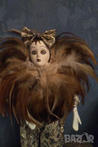 Колекционерска порцеланова кукла , снимка 3 - Колекции - 32947401