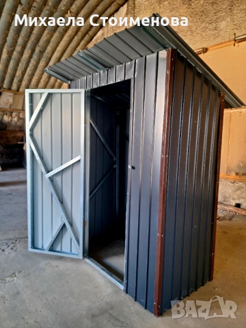 Градинска къща от подцинкована ламарина