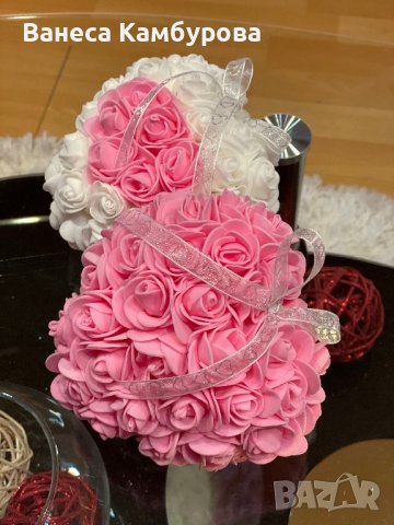 Сърчица от розови и бели рози , снимка 1 - Декорация за дома - 39986712