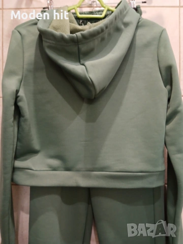 Дамски екип - късо худи и долнище с висока талия, снимка 8 - Спортни екипи - 53117966