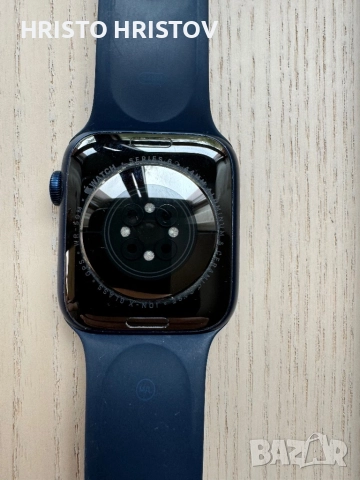 Apple Watch Series 6, 44 mm, GPS, снимка 2 - Смарт часовници - 52833305