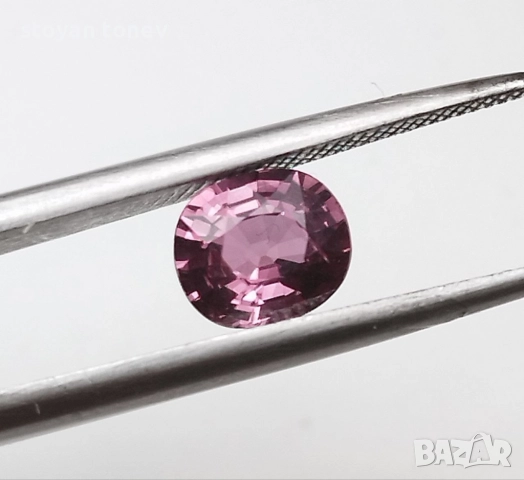 Блестящ сапфир с VVS чистота 0.89кт.! Сертифициран! Нов!, снимка 11 - Други - 52326619