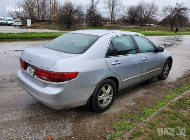 Honda Accord 2,4 vtec, снимка 8 - Автомобили и джипове - 53590312