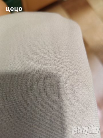 продавам бледосив плат триацетат, снимка 2 - Платове и дамаски - 36237216