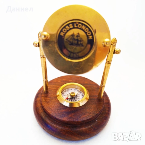 Пясъчен часовник - бронзов с дървена основа , снимка 2 - Ръчно изработени сувенири - 43839260