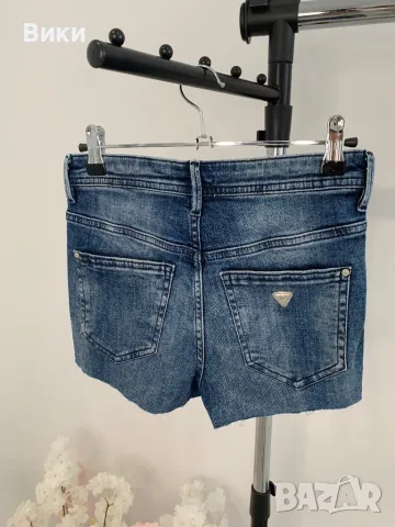 Къси дънки на Guess, снимка 8 - Къси панталони и бермуди - 49507687