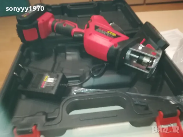 NEW MODEL САБЛЕН ТРИОН-LI-ION BATT X2+CHARGER 1410241143, снимка 10 - Куфари с инструменти - 47575033