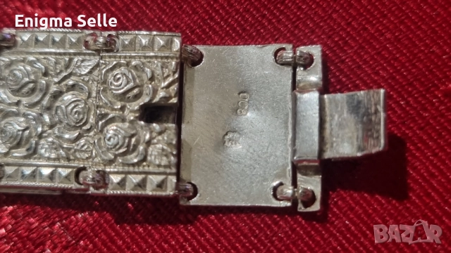 Антична сребърна гривна с панелни връзки и релефна декорация на цветя., снимка 4 - Гривни - 52644103