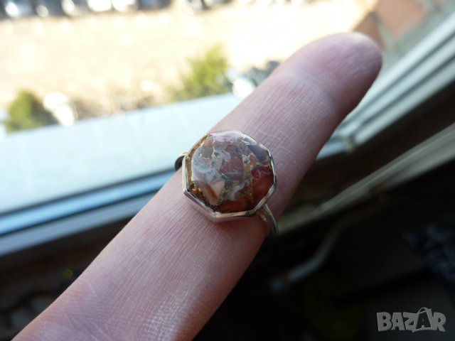 Нов сребърен пръстен с кехлибар, размер на халката 1.85, снимка 1 - Пръстени - 43855188