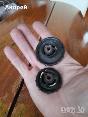Стари копчета,врътки за радио приемник #2, снимка 3 - Други ценни предмети - 53351231