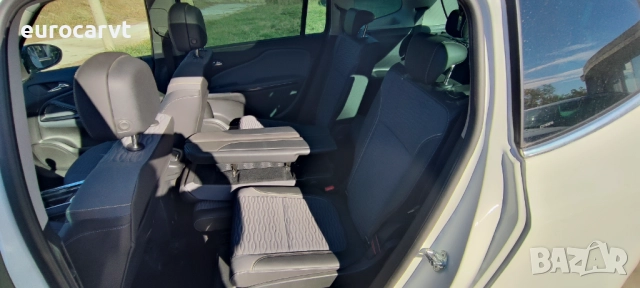 Opel Zafira Tourer 1.6 CDTI Cosmo Pack, снимка 11 - Автомобили и джипове - 52120413