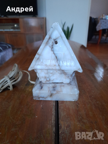 Стара Мраморна лампа