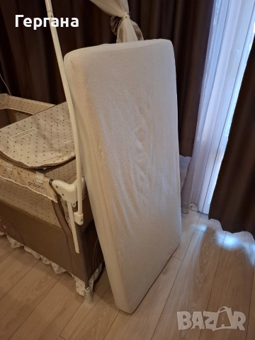 Сгъваема кошара Chipolino на две нива, с подложка за повиване, снимка 4 - Кошарки - 53161976