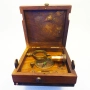 Ретро слънчев часовник с компас в дървена кутия, снимка 1