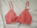 Нов комплект дантелен сутиен 75 C и прашки р-р M, снимка 7
