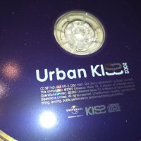 URBAN KISS UNIVERSAL CD X2 ORIGINAL 2103231602, снимка 10 - CD дискове - 40084472