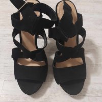 Сандали ZARA , снимка 5 - Дамски обувки на ток - 43620533