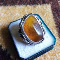 Авторски стар зашеметяващ сребърен пръстен с  натурален кехлибар, снимка 4 - Пръстени - 26300164
